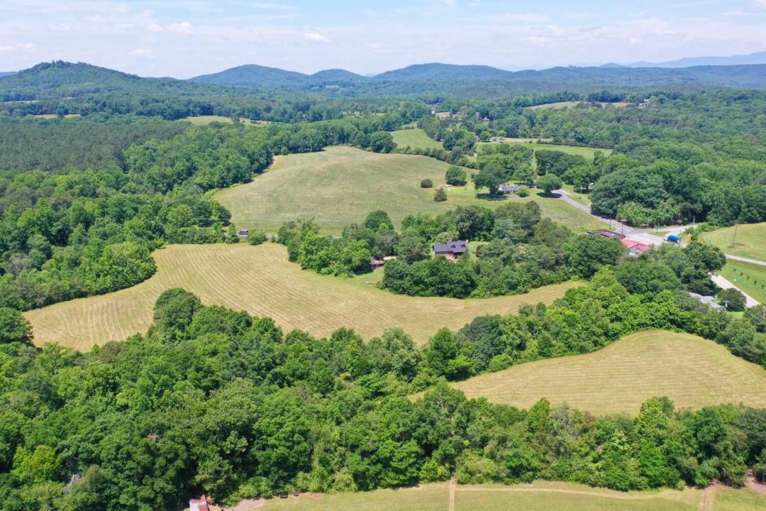 19.74 Acres at 00 Dacusville Highway