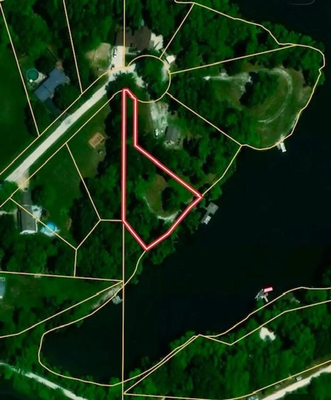 Schuyrush Lake lot-on the deep side!