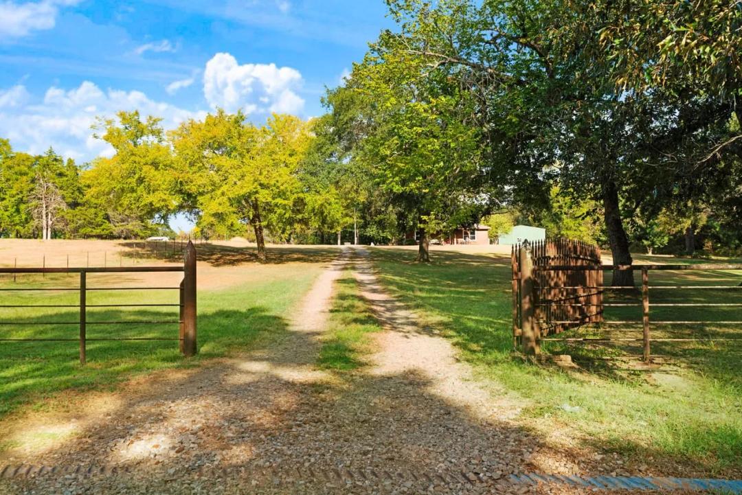 1965 COunty Road 44250