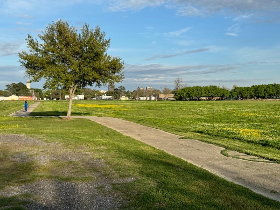 2.32 Acres to Build your Canvas