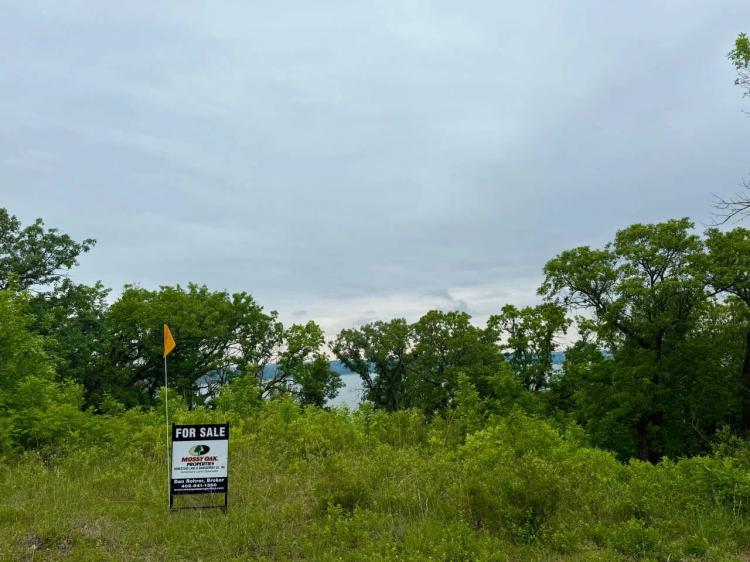 Lewis & Clark Lake Lots - Autumn Oaks Addition, Lots #25 & #26
