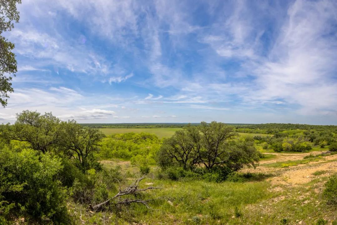 White "R" Ranch