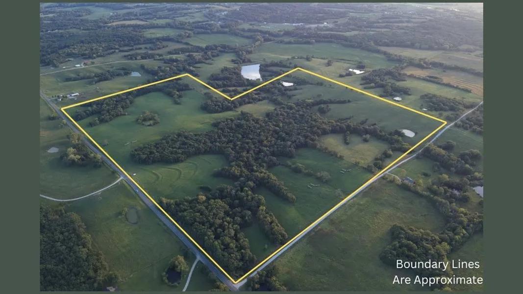 140 Acres Northwest of Bethany, MO