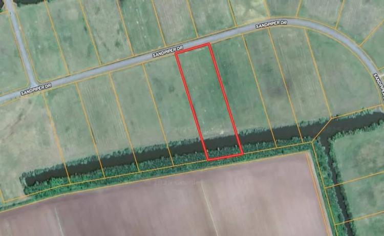 Waterfront lot!