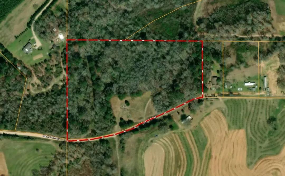 14.65 Acres in Indian Village