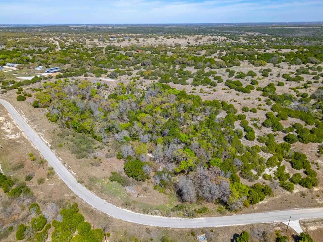 Views and 9+AC in Burnet County