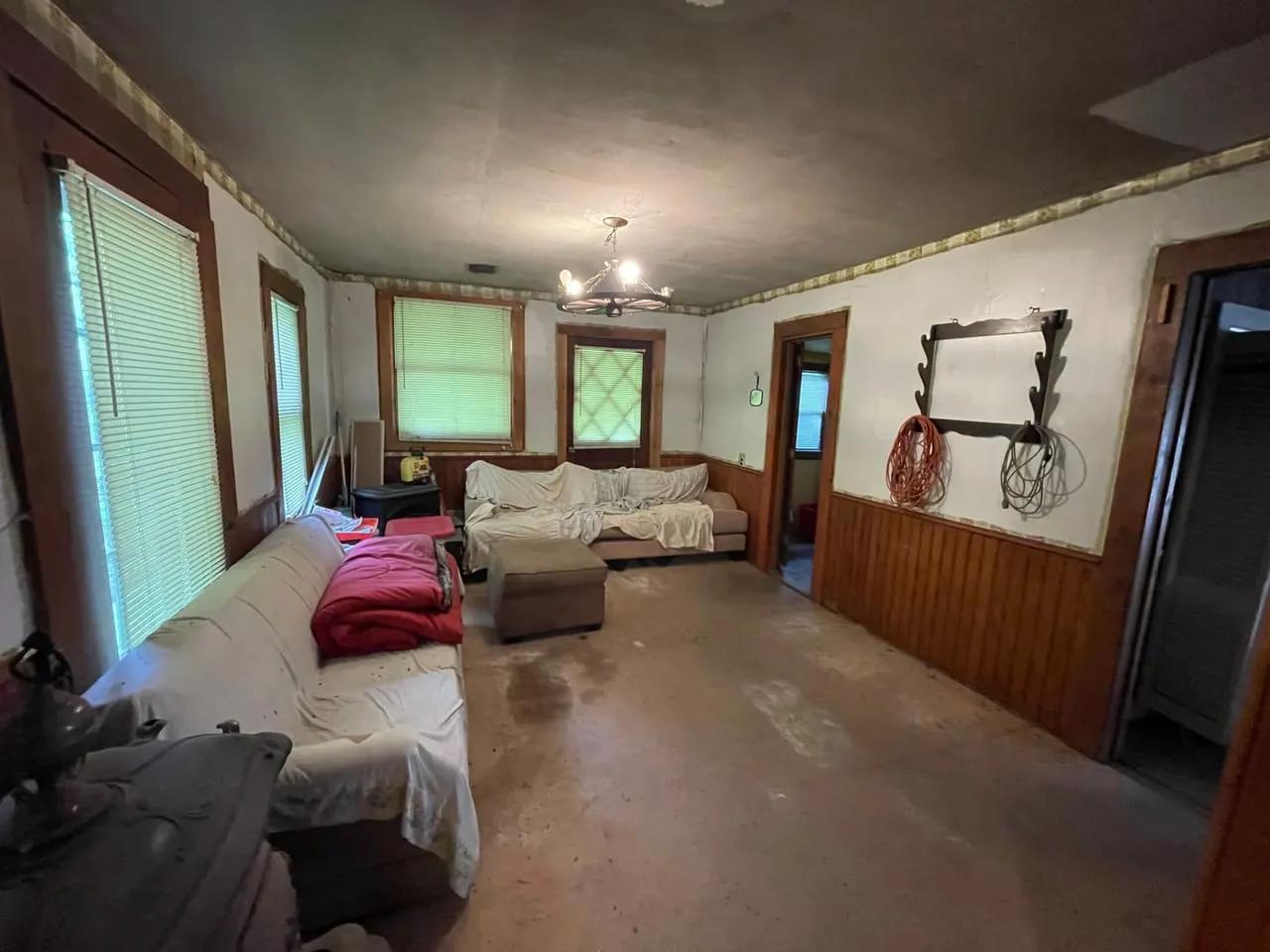 862257-58