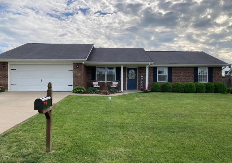 Charming 3 Bedroom Ranch In Sellersburg