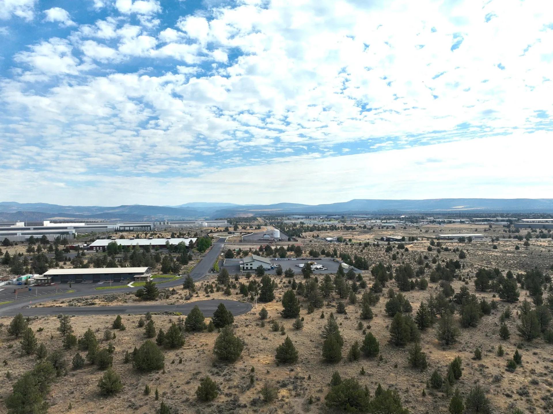 86764230-3
