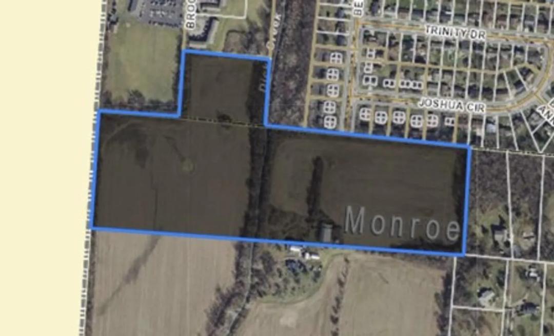 32 Acre Lot for Sale