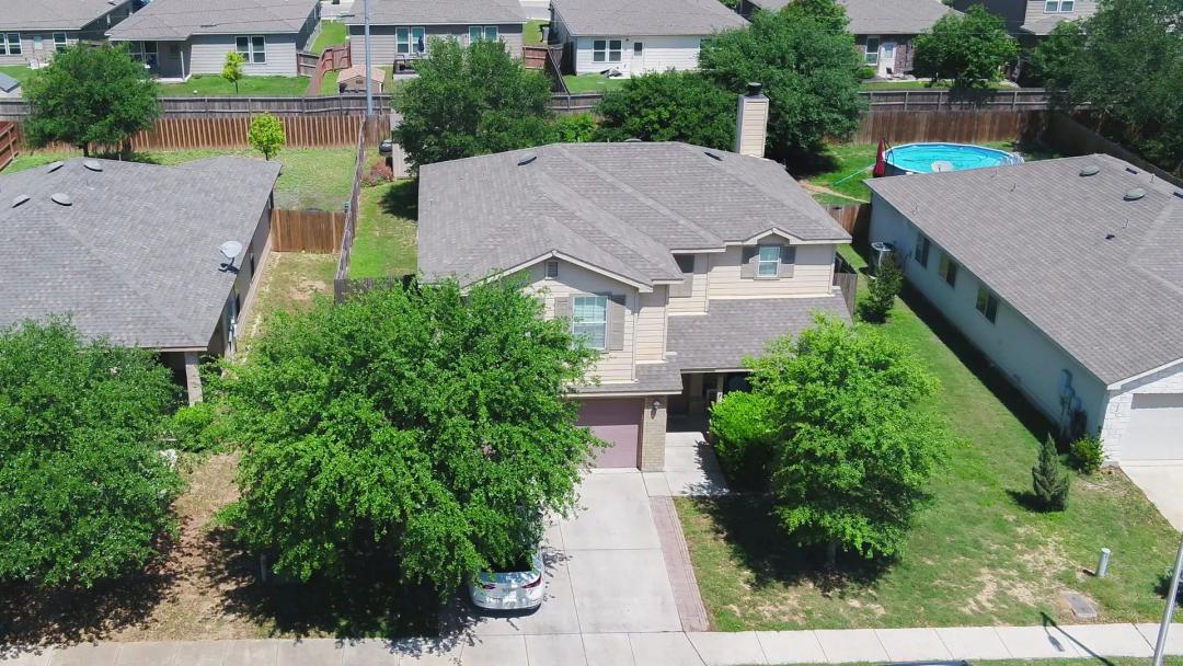 3 Bed/2.5 Bath House in Selma
