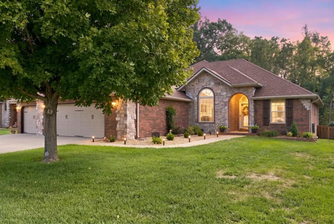 Luxury Home in Southwest Springfield Missouri