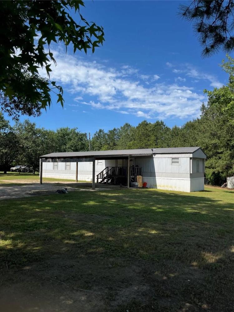 Mobile Home on 1.5 Acres In Choudrant, LA