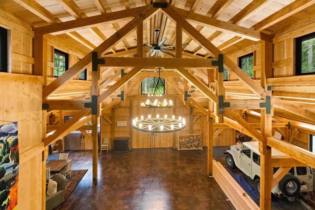 Bozeman Creekside Hideaway