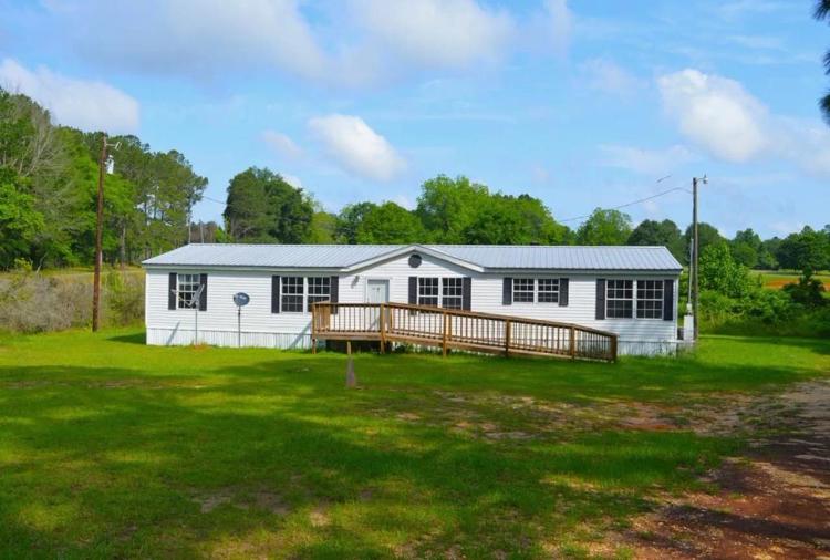 3BR 2BA Manufactured Home in Lincoln County with 2 Acres