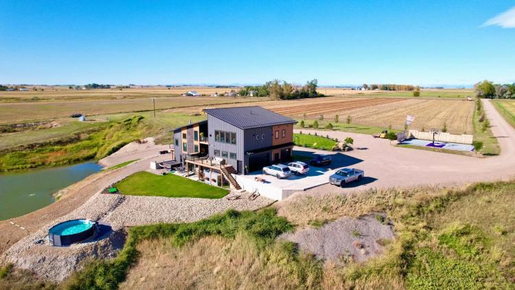 Luxurious Country Retreat