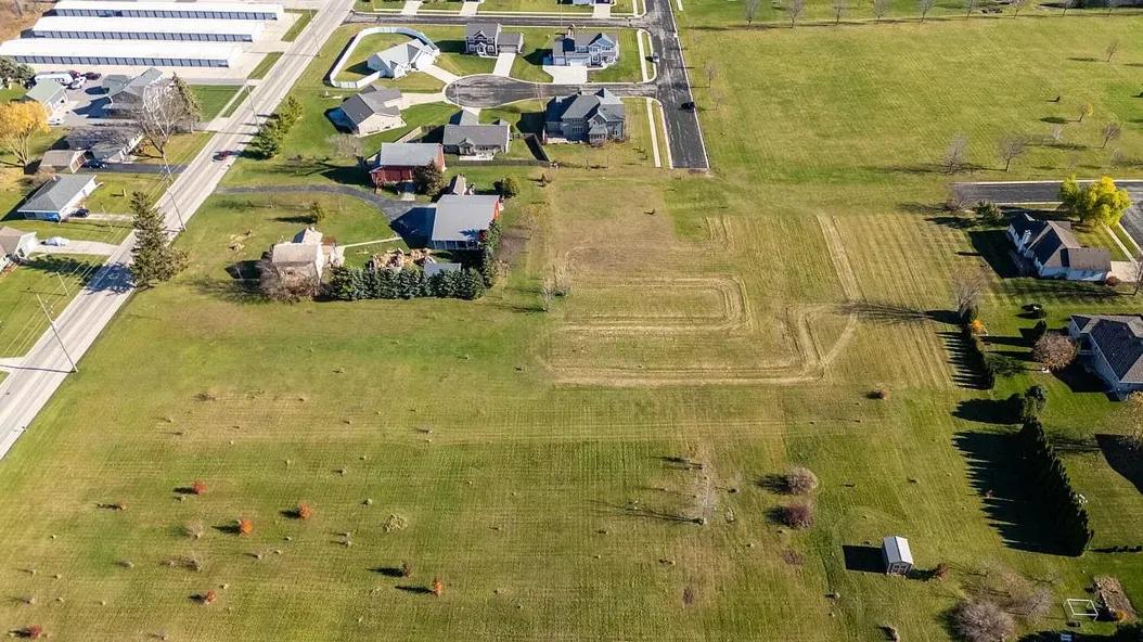 Pic 7 - Watertown lot