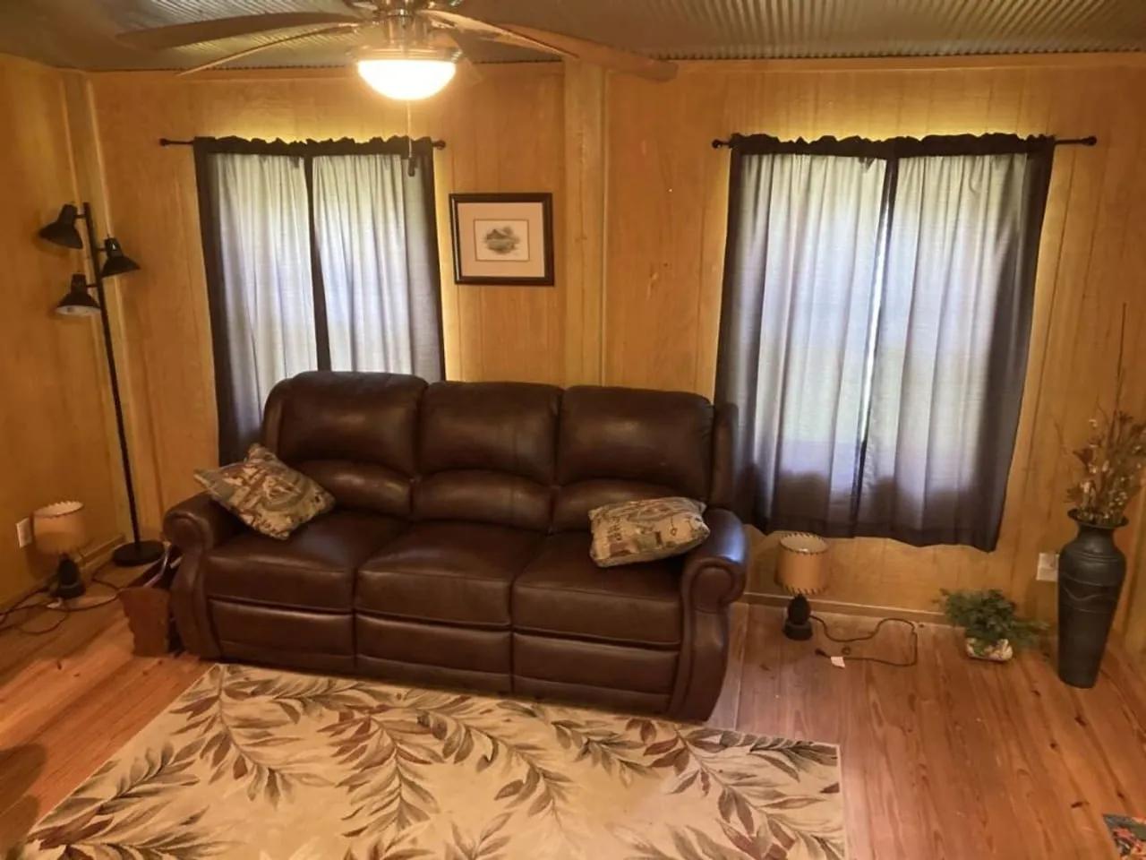 8854025-18