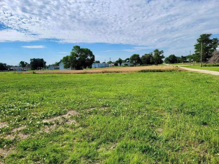 VACANT LOTS IN RURAL TOWN