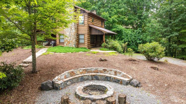 7 Bedrooms5 Bathroom on 4.64 Acres at 374/433 Nicole Lane