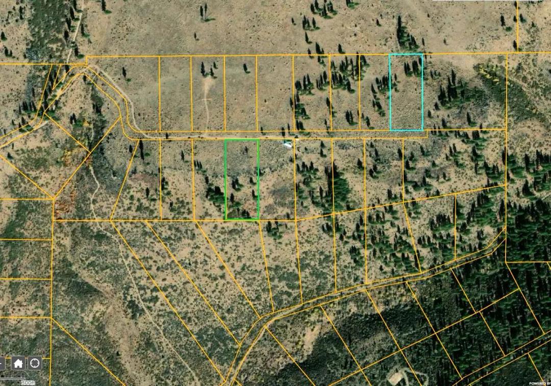 Borders Government lands.  Huge views  * Remote * Klamath Forest Estates