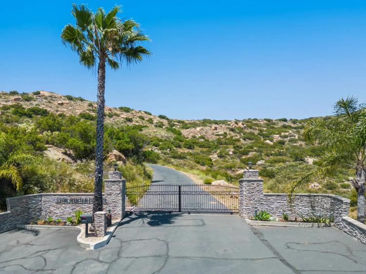 Ramona Estates View 