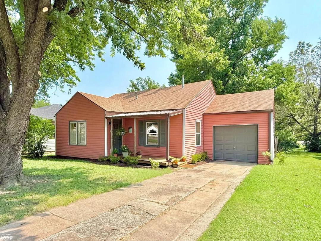 Updated: 2 Bed, 1 Bath