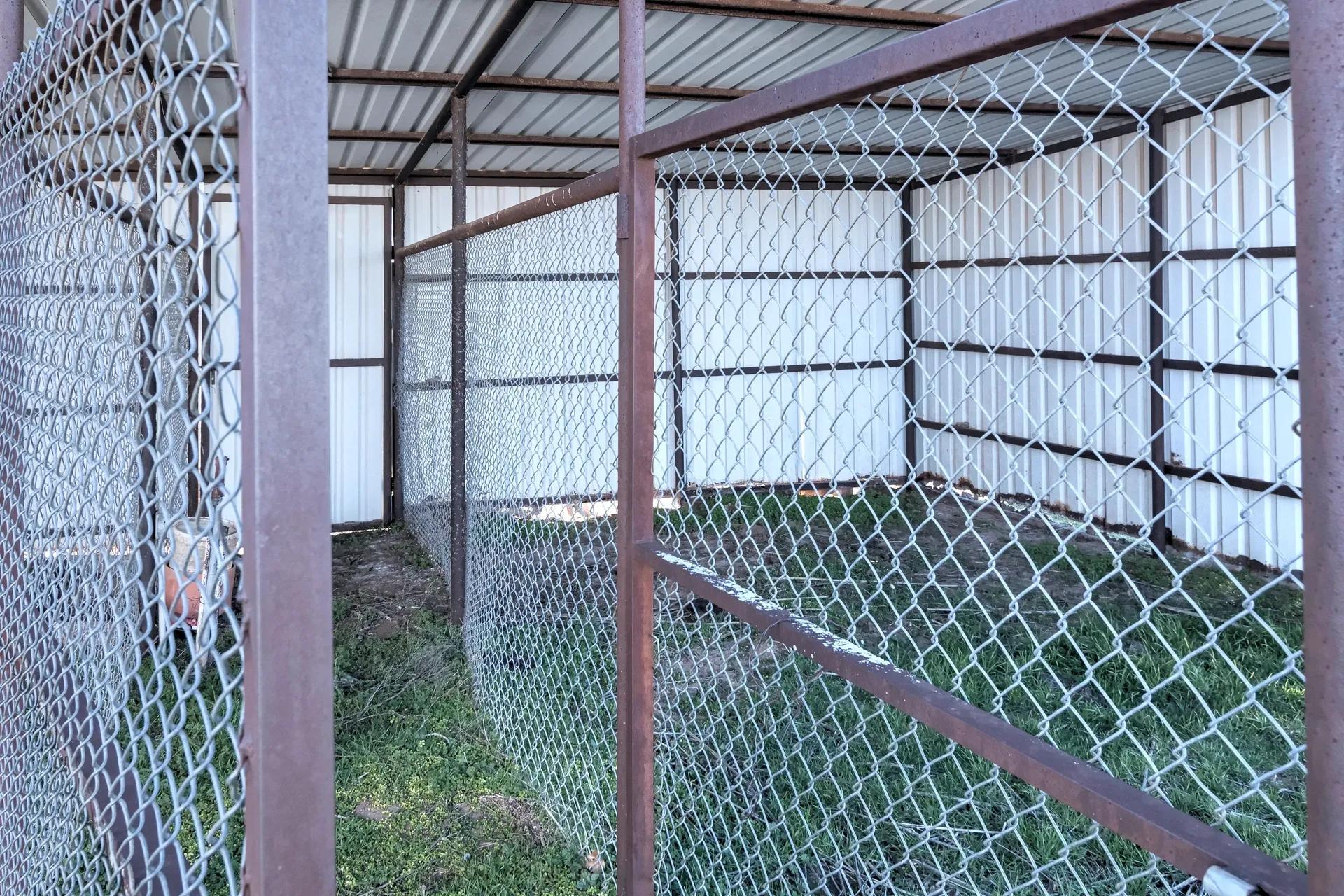 897835-24