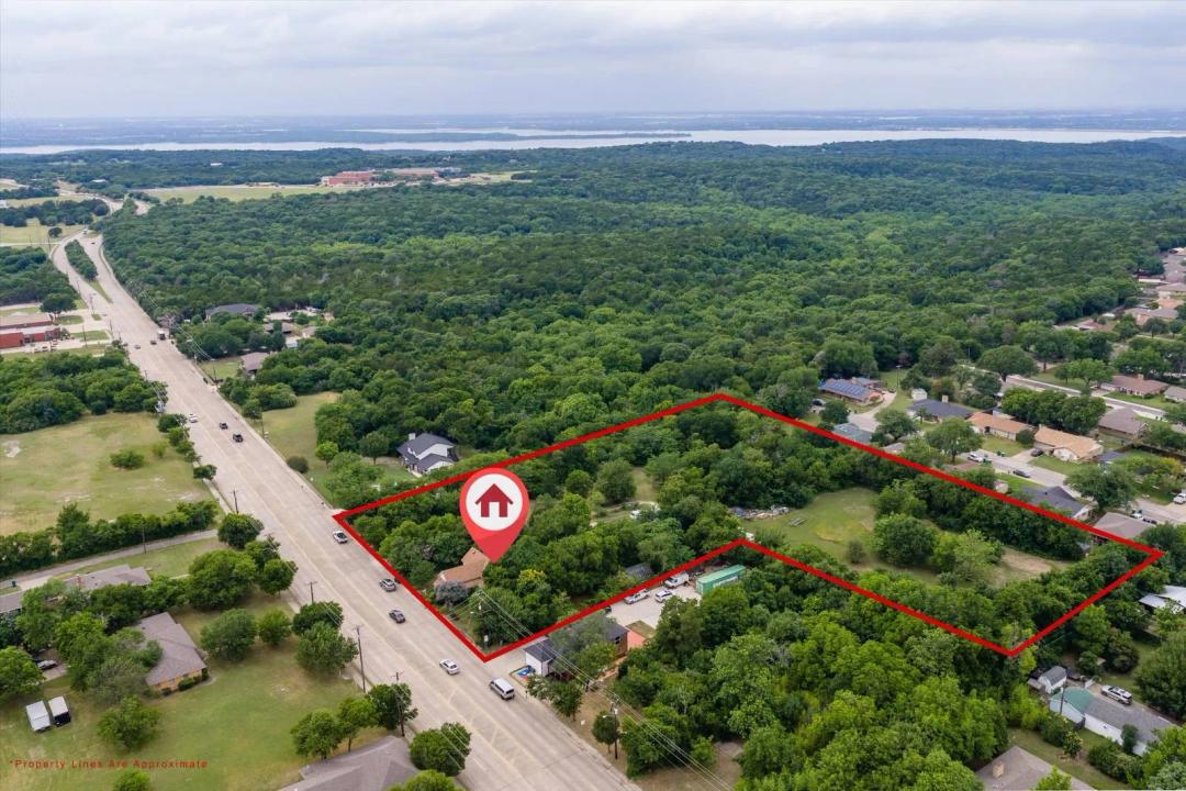 3.2 Ac in Cedar Hill's Old Town Corridor Sub-District