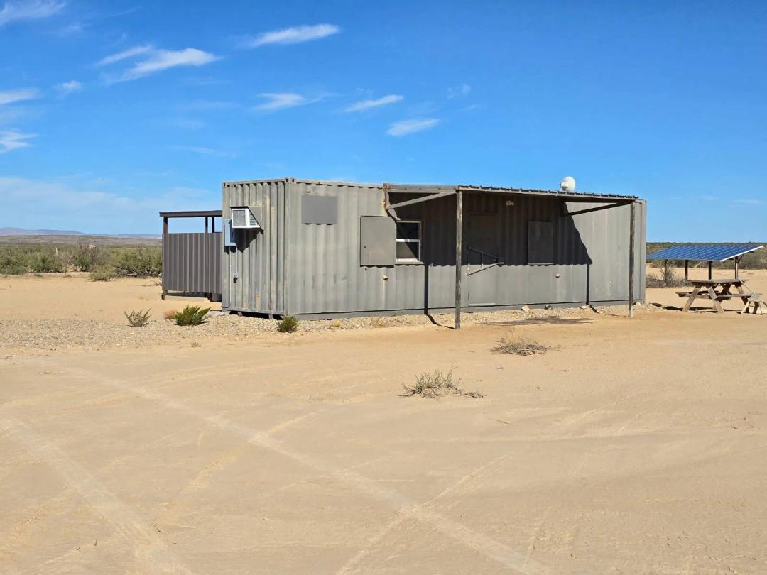 Starter for Vacation or Hunting