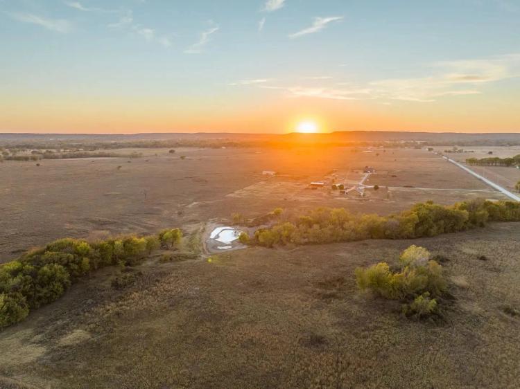 Beautiful 8+/- Acres in Beggs, OK!