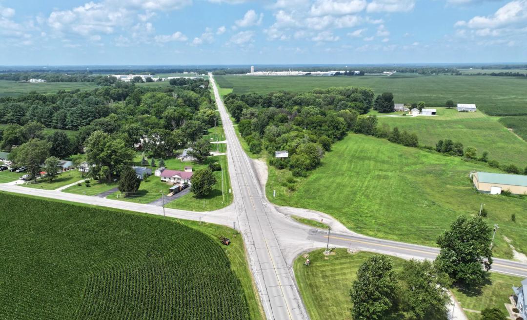 Vacant land with development opportunity on US Highway 421