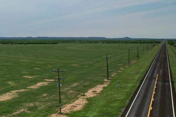 New Listing!! 320+/- Acres, Knox County