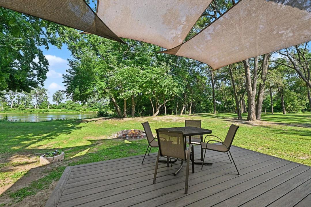 Elkhorn River Retreat