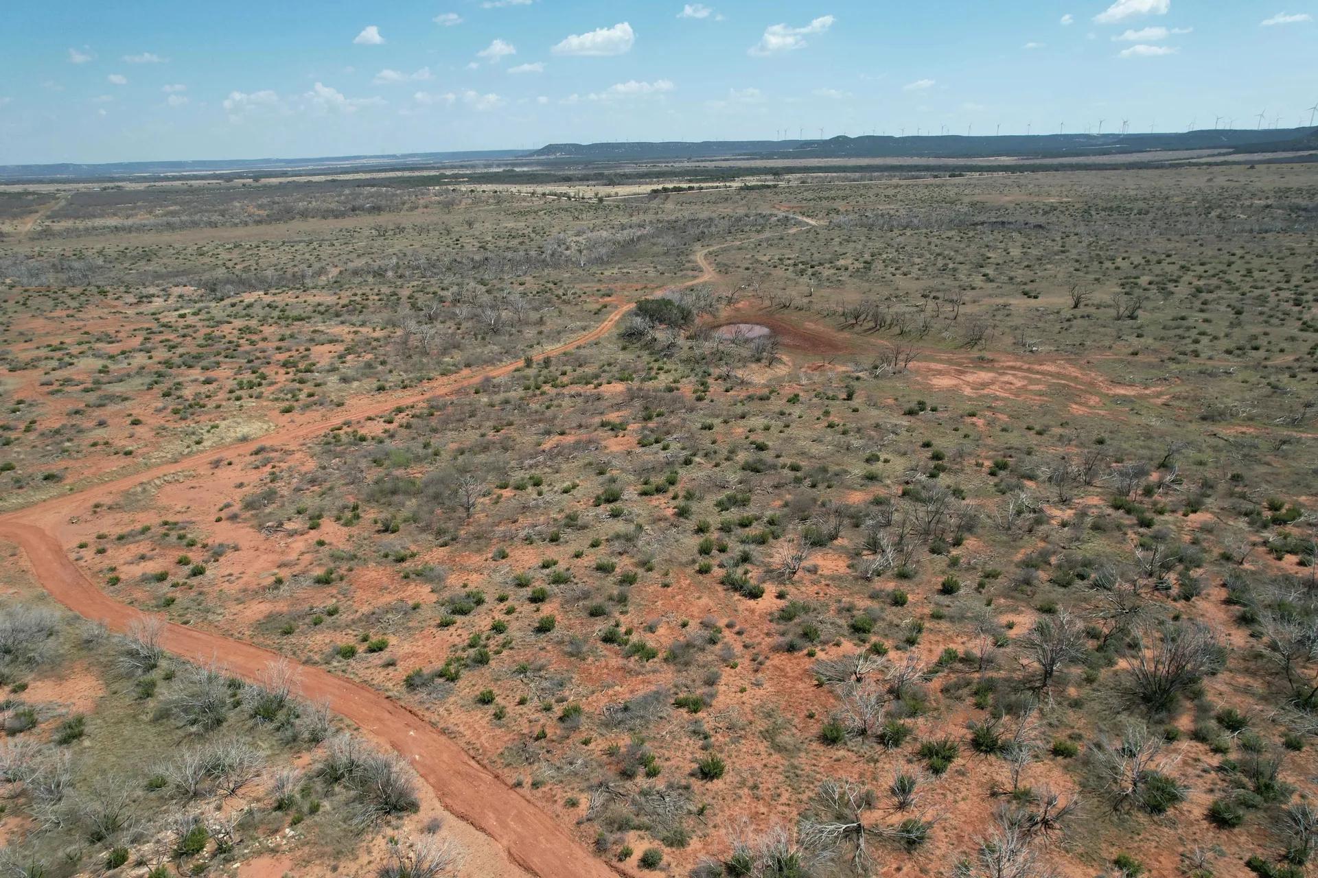 90910529-10