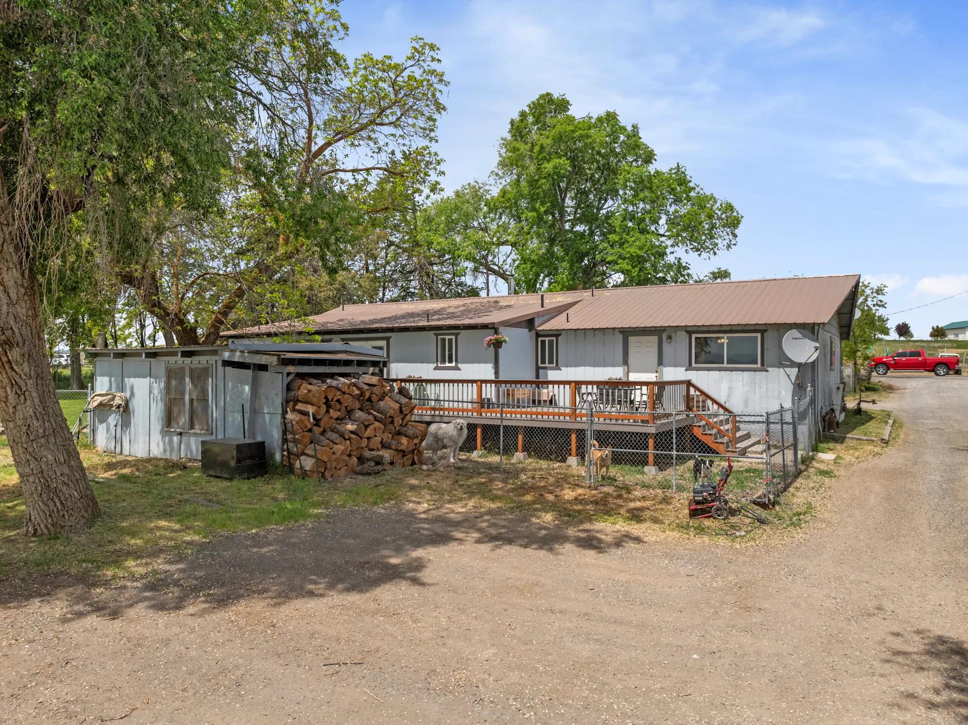 90944828-8