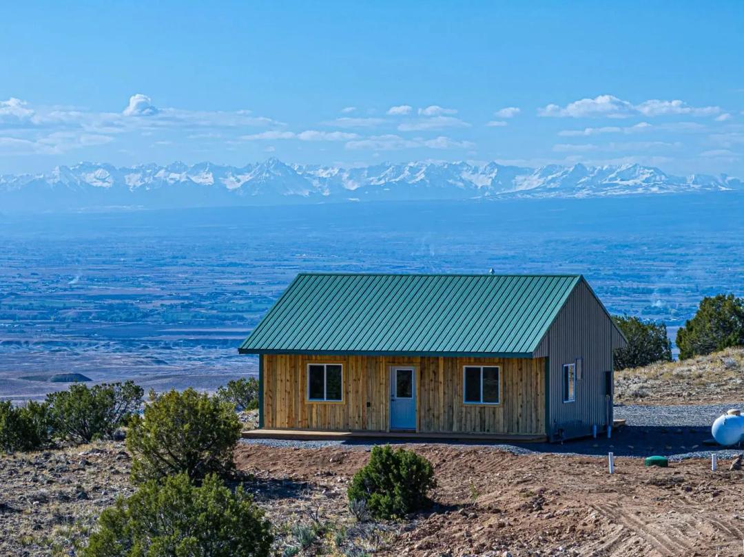 Stunning Off-Grid Cabin on Acreage in Eckert, Colorado