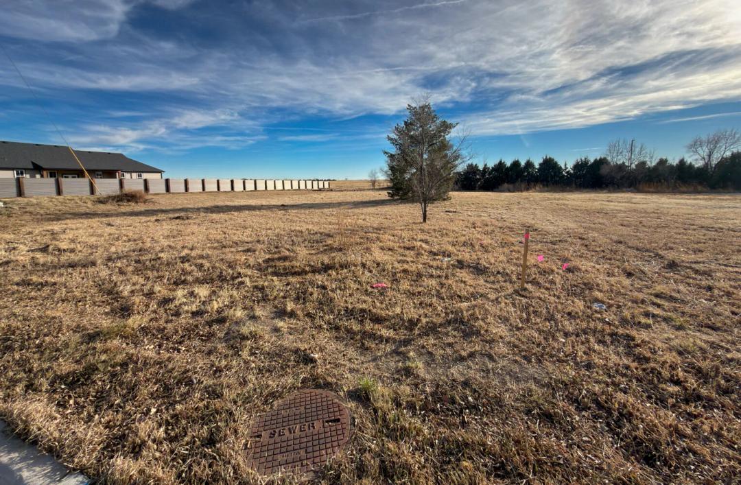0.51 Acres at 000 E Johnson Street