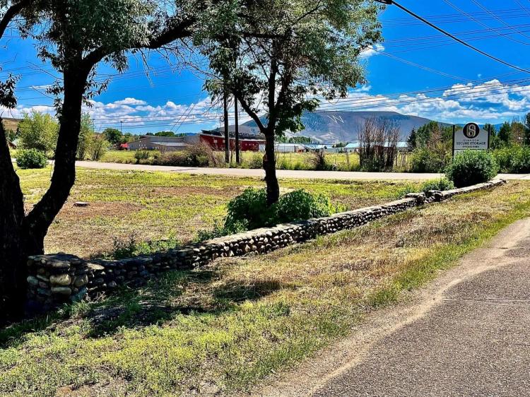 Prime Gunnison Commercial lot with Highway frontage!