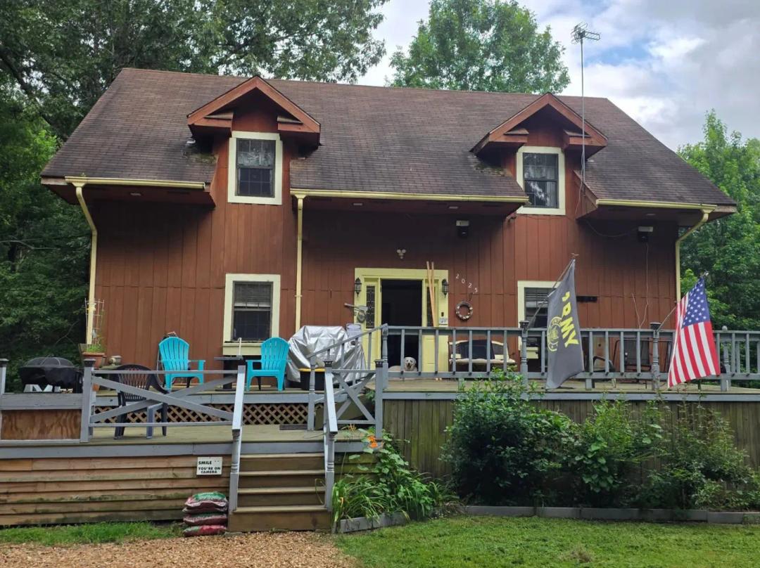 9.7 Acres with a Home in Grenada County at 2025 Hendrix Road in Coffeeville, MS