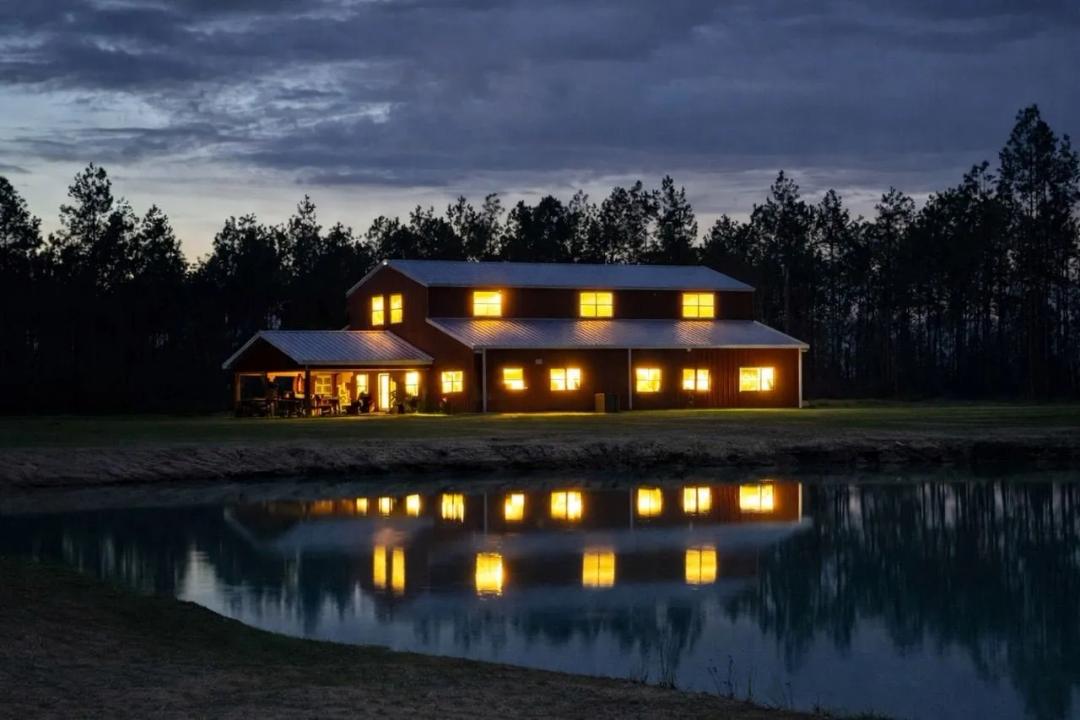 Faith, Family & Freedom – 65 Acre Barndominium Retreat