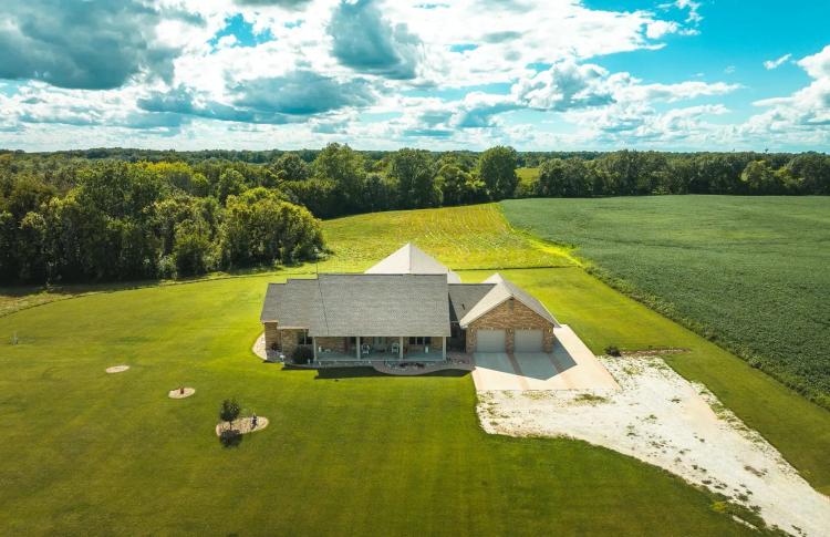 272 Northeast 1350 Ave, Greenfield, IL