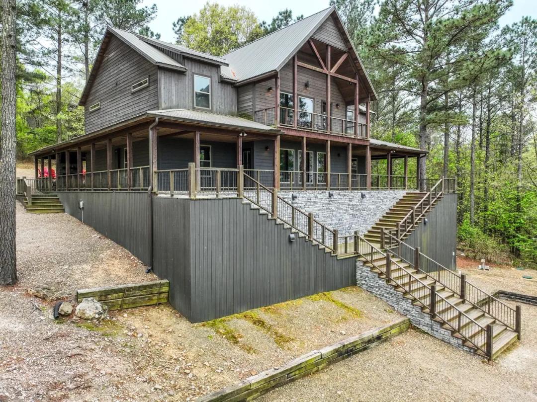Grand Luxe - Broken Bow 