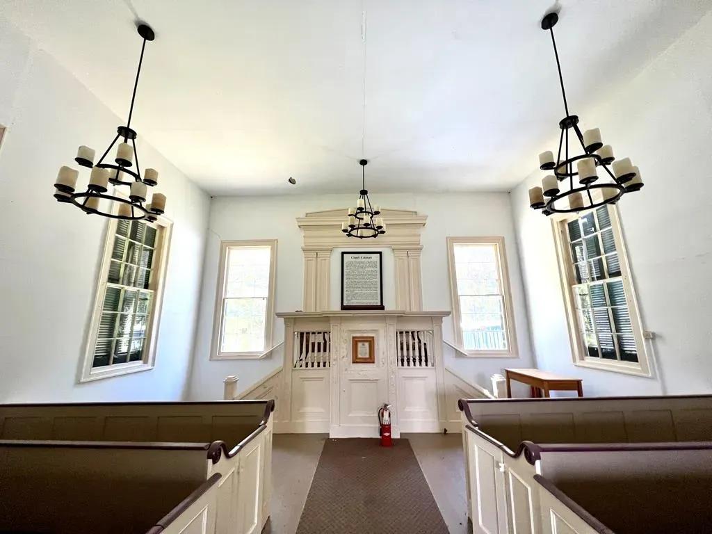 85 Carmel Church Pic 19