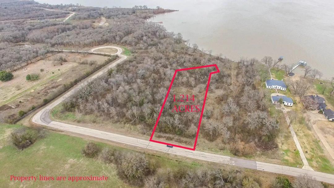Lot with Dockable Frontage