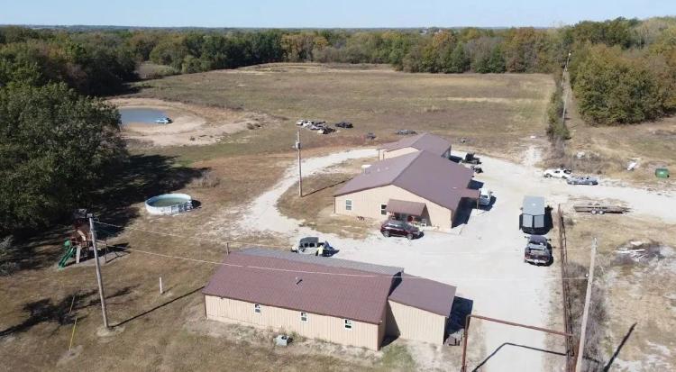 4 bed/3 bath home with 17± Acres & 2 Ponds for Sale – Vernon County