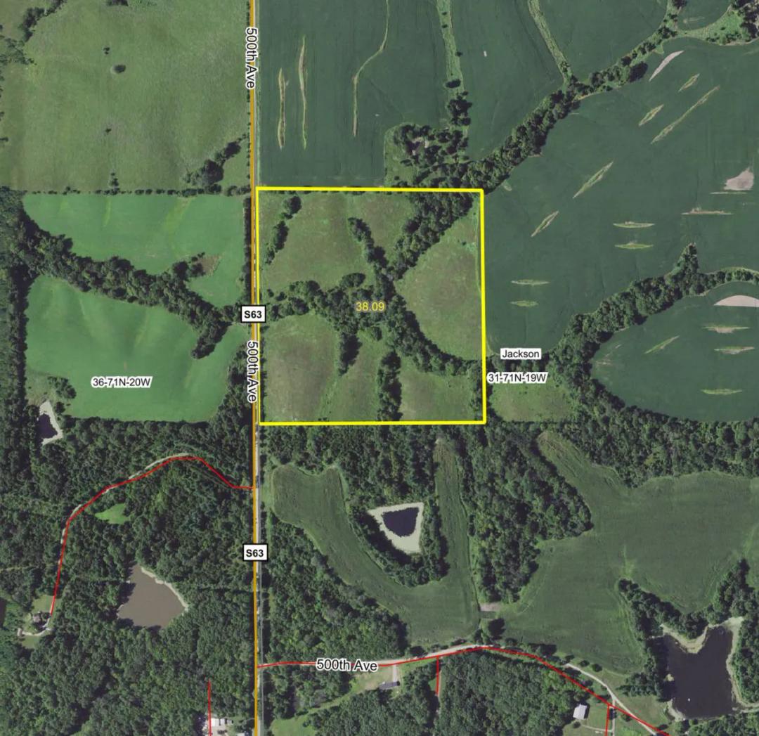 2 homes at Wind and Waves, plus 40 m/l acres in Melrose, IA
