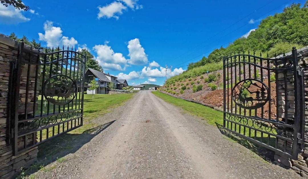 Unrivaled Private Compound: Modern Luxury Meets Scenic Acreage