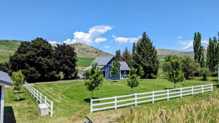 3 Bedrooms1 Bathroom on 4.20 Acres at 5113 E Highway 36