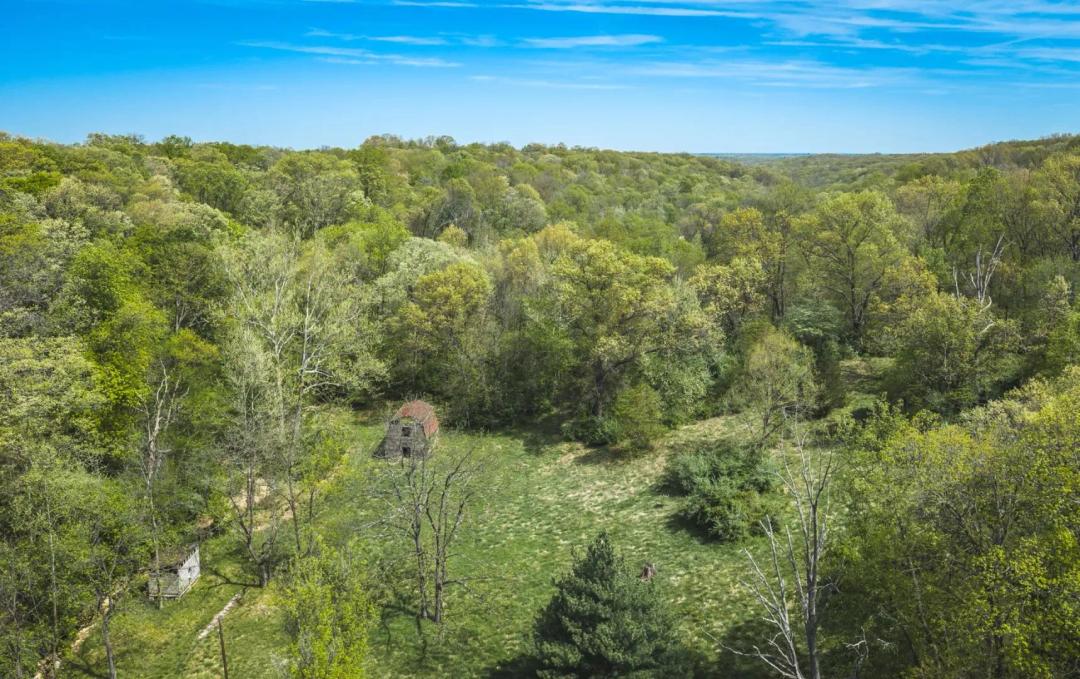 17816 Powerline Rd. Grafton, IL 62037